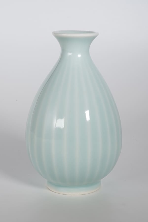 青白磁 花柄酒器 青白磁 花柄酒器