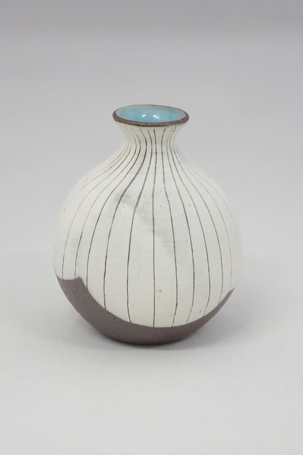京美人のお気に入り】碧釉白線刻 ミニ花器 – 日々の京都物産展