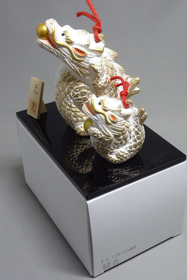 《土田人形》Y-4(土鈴)「元気親子辰(白)」