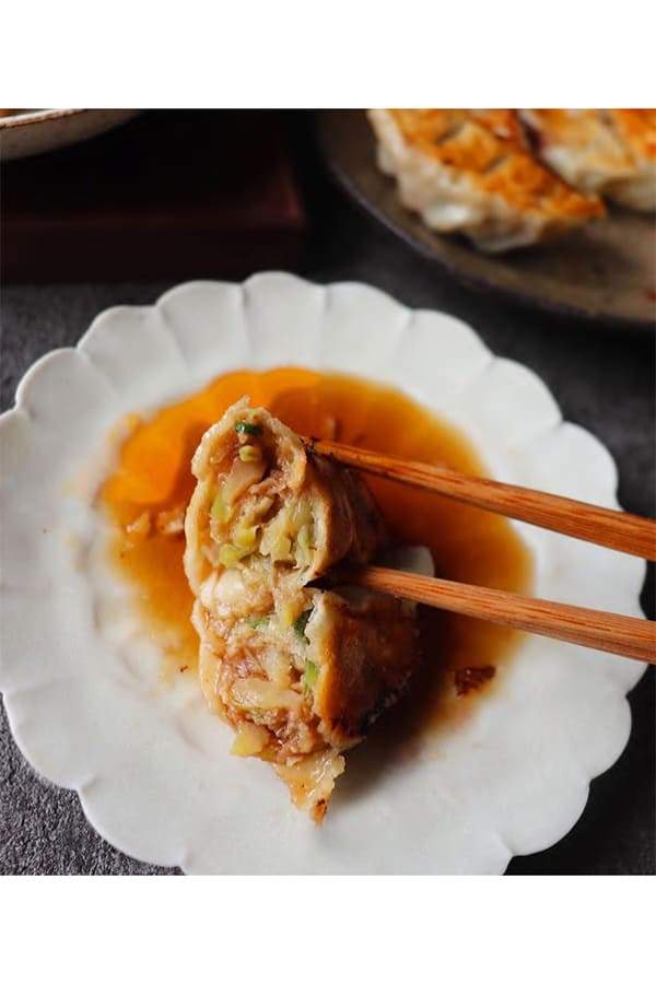 【京の秋冬の贈り物】京の九条ねぎ餃子8袋セット(10個×8袋) ※冷凍クール便・送料込