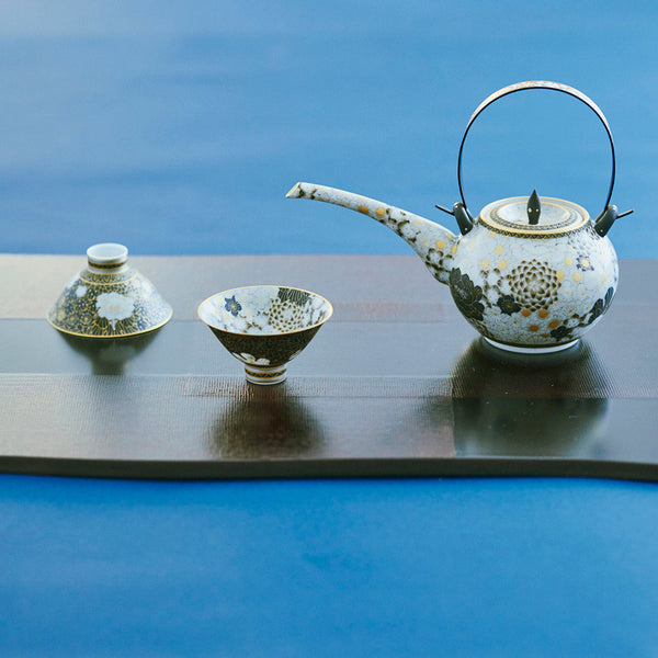 銀製 鶴と花のデザイン  2枚セット コラボ・1点限り】酒器 金銀彩草花 – 日々の京都物産展